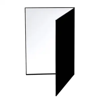 Рефлектор от утолщенного картон, формат А3, сгъваем, за снимане на натюрморт стои, допълват снимки с черно-бели ръбове