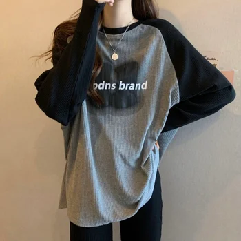 Женска тениска с голям размер с дълги ръкави, Корейската мода, с писмото принтом, Свободен топ с контрастиращ цвят, дамски дрехи, ризи за жени 4
