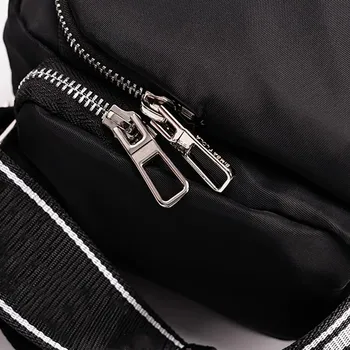 Найлонова чанта през рамо с лъскав дизайн от черен найлон 4